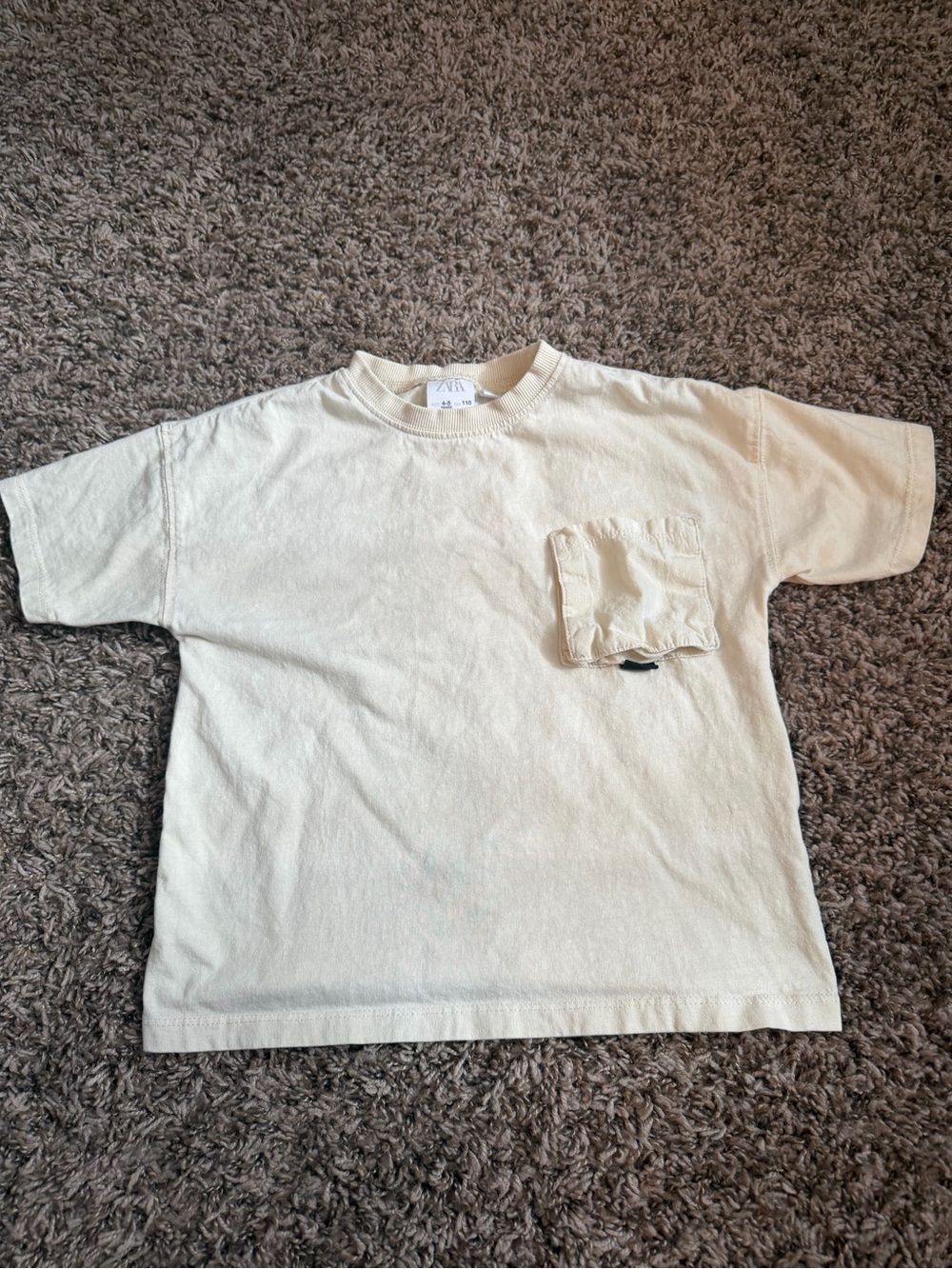 Zara Kids Boys Cream White Textured Pocket T-Shirt Size 4-5T 110cm